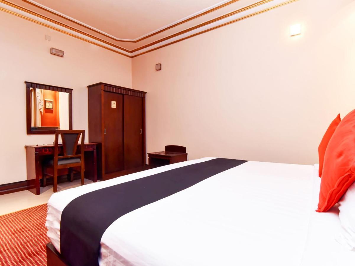 Al Mansour Grand Hotel Hafar Al-Batin ภายนอก รูปภาพ