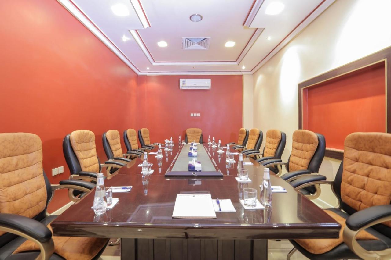 Al Mansour Grand Hotel Hafar Al-Batin ภายนอก รูปภาพ