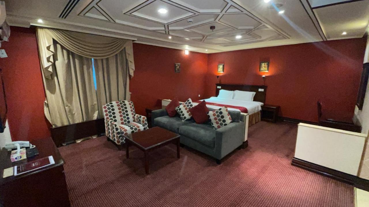 Al Mansour Grand Hotel Hafar Al-Batin ภายนอก รูปภาพ